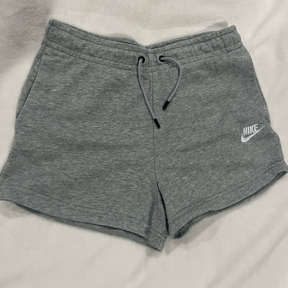 Nike sweatshort, perfect condition, size XS